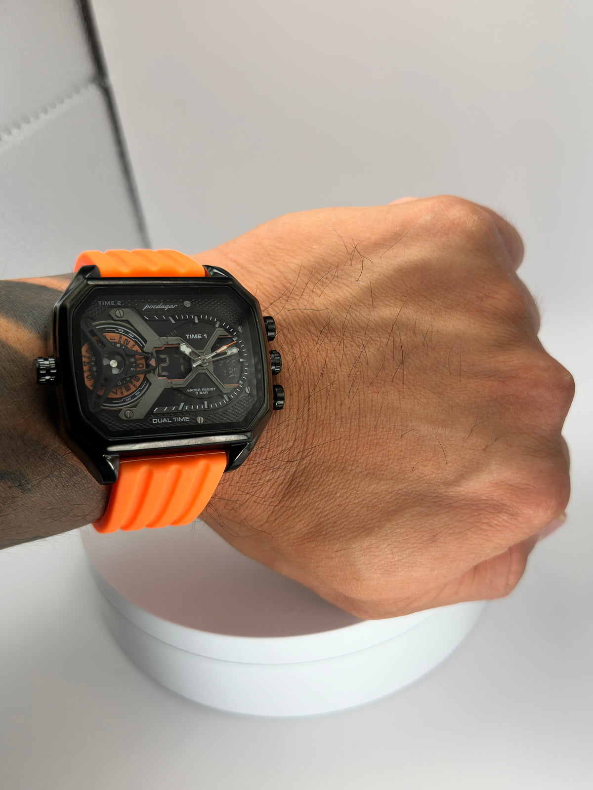 POEDAGAR E106 – Reloj Analógico-Digital Multifunción 47 mm