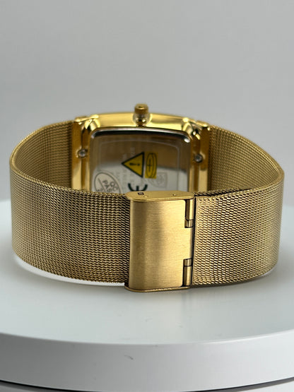 POEDAGAR 885 – Reloj de Cuarzo Rectangular con Malla Milanesa