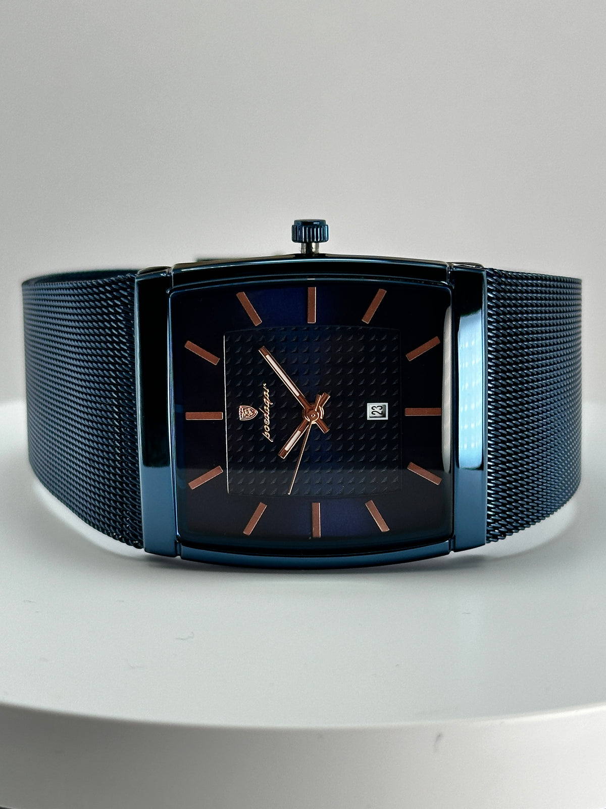 POEDAGAR 885 – Reloj de Cuarzo Rectangular con Malla Milanesa